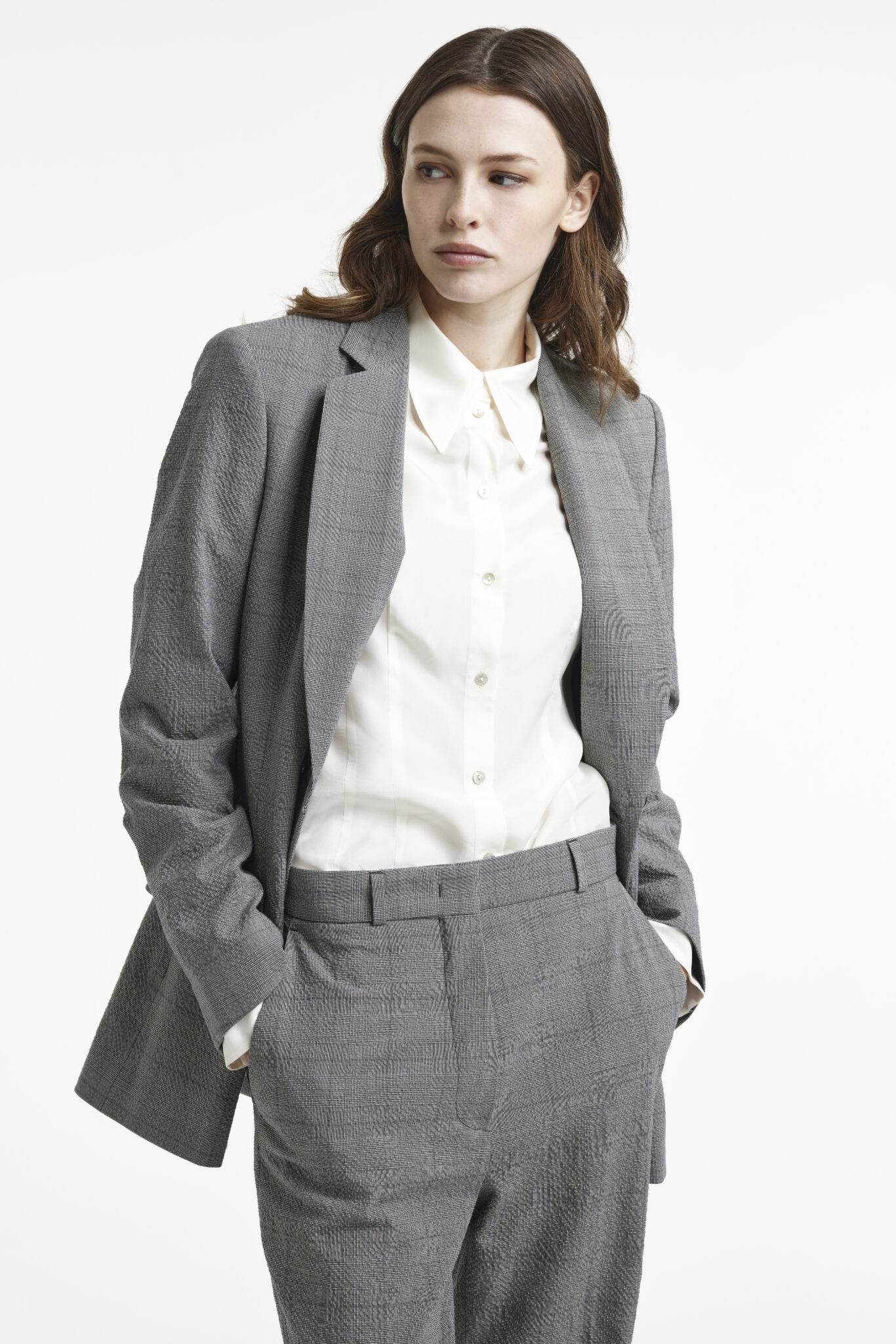 Grey Checkered Suit in Cotton and Viscose - Rook to A4 | Café Costume